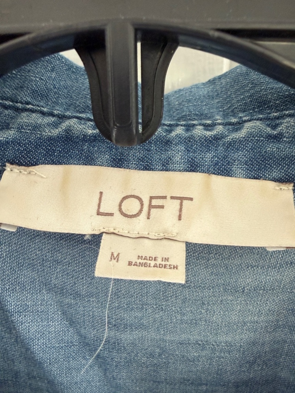 LOFT Women’s Light Denim Button-Down Shirt - Picture 2 of 9